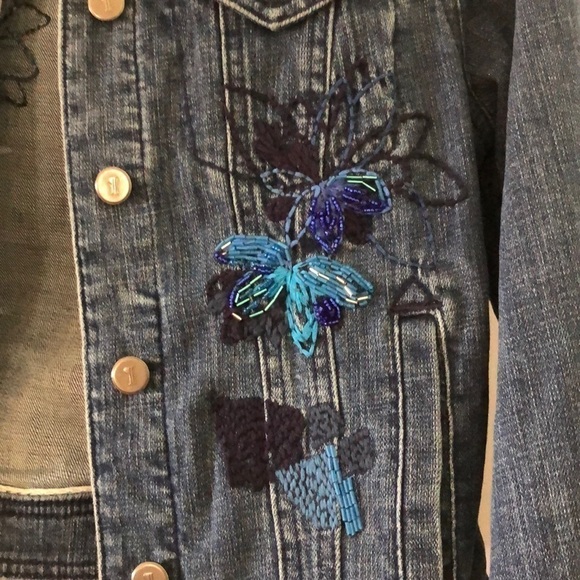 ANTHROPOLOGIE brand Pilcro Jean jacket. - Picture 3 of 9
